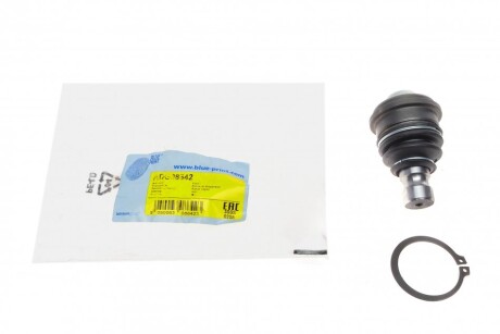 Опора кульова (передня/знизу) Hyundai Santa Fe I/II 00-/Kia Sorento II 02- UA63 BLUE PRINT ADG08642