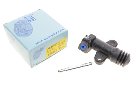 Циліндр зчеплення робочий Nissan Navara III, Pathfinder III 4WD -14 C.I.U BLUE PRINT ADN13671