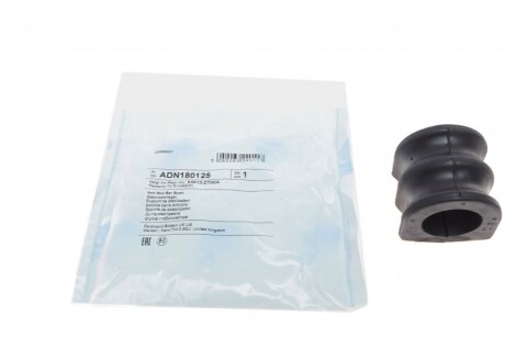 Втулка стабілізатора (переднього) Nissan Navara/Pathfinder 2.5-4.0 dCi 04-14 (d=32mm) (opt-om) BLUE PRINT ADN180125