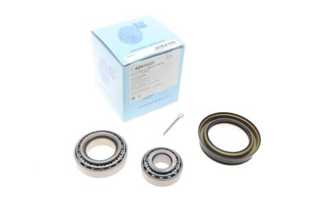 Підшипник маточини (передньої) Nissan Pick Up 85- (opt-om) BLUE PRINT ADN18225