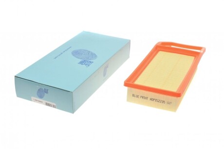 Фільтр повітряний Citroen C5/Peugeot 407 1.8-3.0 04- (opt-om) BLUE PRINT ADP152235