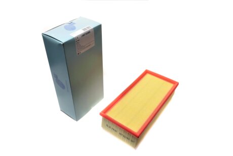 Фільтр повітряний Toyota BLUE PRINT ADT32293