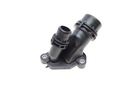 Патрубок з'єднувальний BMW 11117800048