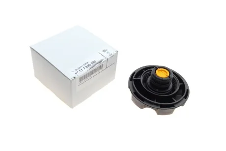 Кришка бачка розширювального 1 E81/F20/2 F22/F87/3 E93/F30/4 F33/5 F10/6 F12 04- B47/B57 UA63 BMW 17117639020