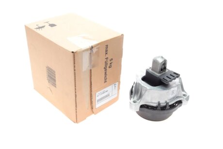 Опора двигателя R B58 BMW 22116860464