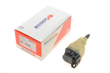 Датчик педали сцепления BOGAP A2220100