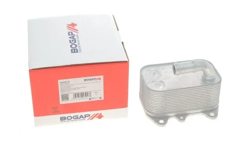 Радіатор масляний Audi A6 2.0 TDI 11- (opt-om) BOGAP A4222119