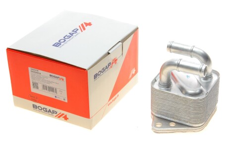 Радіатор масляний Skoda Fabia/Rapid/Roomster 06- (теплообмінник) (opt-om) BOGAP A4223108