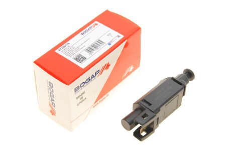 Датчик педалі гальма VW T4 (2-х конт.) UA63 BOGAP A7326106