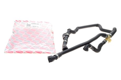 Патрубок системи охолодження BOGAP B4228206