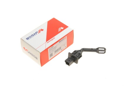 Датчик температуры салона MB Sprinter/Vito 06- (opt-om) BOGAP C4125100