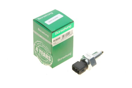 Датчик увімкнення заднього ходу VW T3/T4 -03/Caddy II 95-04 (OE VAG) UA63 Borsehung B18005