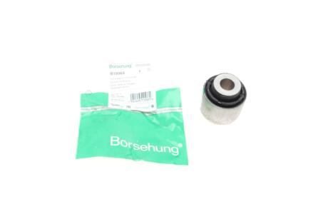 Сайлентблок важеля (заднього/знизу) VW Passat/Skoda Superb III 14- (OE VAG) (opt-om) Borsehung B19063