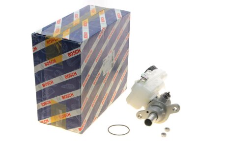 Циліндр гальмівний (главний) Toyota Auris/Corolla 06-14 (opt-om) BOSCH 0 204 123 801