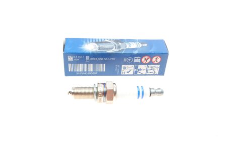 Свічка запалювання Suzuki (opt-om) BOSCH 0 242 060 501
