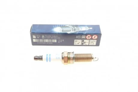 Свічка запалювання YR7SII33U IRIDIUM (KIA OPTIMA 2.0 12-) (вир-во) BOSCH 0 242 135 548
