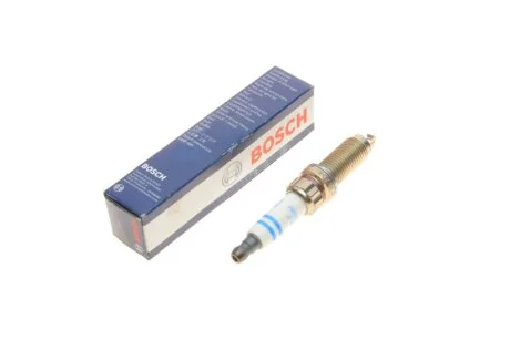 Свеча зажигания Citroen C3/C4/Peugeot 3008/308/5008/Partner 1.2PureTech 16- UA63 BOSCH 0 242 145 535