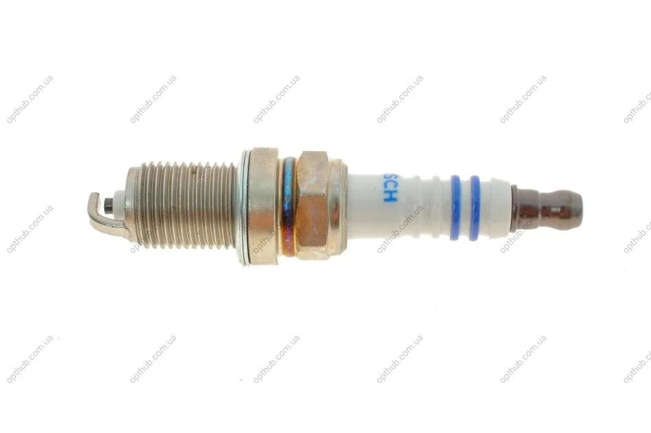 Свеча зажигания Toyoyta Avensis/Corolla 1.4/1.6/1.8 VVTi 94-07 (opt-om) BOSCH 0 242 229 798 (фото 1)