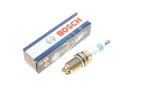 Свеча зажигания MB Vito (W638) 2.0/2.3 96-03 (FR 8 KTC+) 0 242 229 799 UA63 BOSCH 0242229799