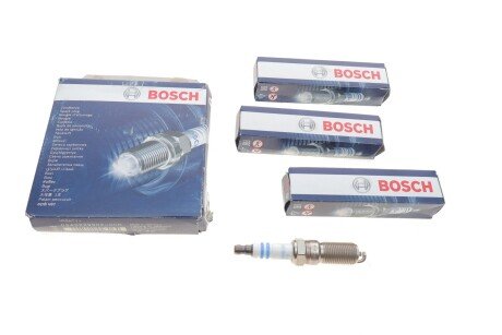 Свічка запалювання (к-кт 4шт) Ford Connect 1.8 16V 02- (opt-om) BOSCH 0 242 229 902