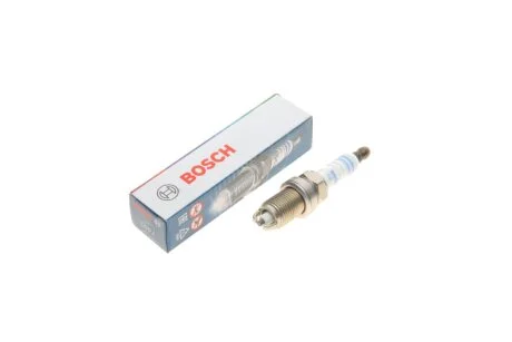 Свічка запалювання VW T4/VW Caddy III/ Renault Kangoo/Audi A6 87- (Plus Yttrium) (opt-om) BOSCH 0 242 235 668