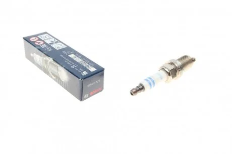 Свічка запалювання FR5KI332S IRIDIUM (SUZUKI, HONDA, TOYOTA) (вир-во) C.I.U BOSCH 0 242 245 571