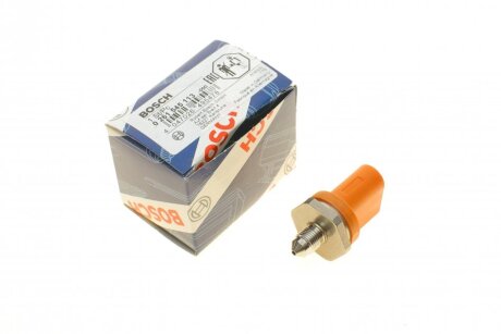 Датчик тиску палива VW T5/6 2.0 TSI 11- UA63 BOSCH 0 261 545 113