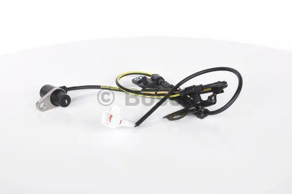 Датчик ABS передн прав TOYOTA AVENSIS, COROLLA, COROLLA VERSO 1.3-2.4 01.01-03.09 BOSCH 0265006677 (фото 1)