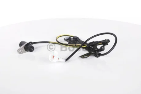 Датчик ABS передн прав TOYOTA AVENSIS, COROLLA, COROLLA VERSO 1.3-2.4 01.01-03.09 BOSCH 0265006677