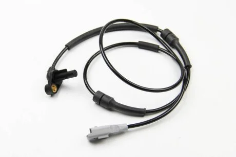 Датчик ABS (передний) Citroen Berlingo/Peugeot Partner 1.4-2.0i/D/HDI 96-15 (opt-om) BOSCH 0 265 007 666
