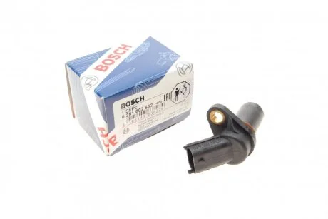 Датчик положення колінвалу Opel Astra G/Vectra C 2.0-2.2 DTI 99-06 UA63 BOSCH 0 281 002 662