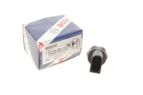 Датчик тиску палива MB E-class (W212) 09-16/Sprinter (W906/W907) 09- OM651 UA63 BOSCH 0 281 006 266