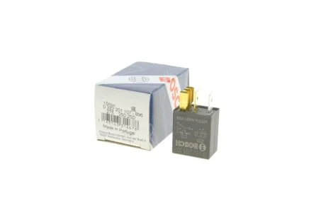 Реле поворотив (12V) MB Sprinter/VW LT 96- UA63 BOSCH 0 332 201 107