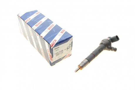 Форсунка VW Passat/Golf VII 2.0 TDI 12- (opt-om) BOSCH 0 445 110 638