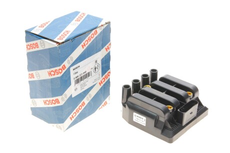 Котушка запалювання VW Bora 2.0/Caddy 2.0 EcoFuel 03- UA63 BOSCH 0 986 221 049