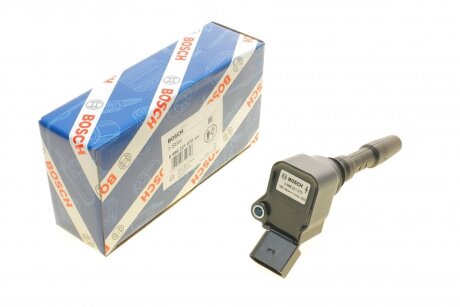 Котушка запалювання VW Golf VII/Passat/Skoda Octavia III 1.8TSI/2.0TFSI 11- UA63 BOSCH 0 986 221 072
