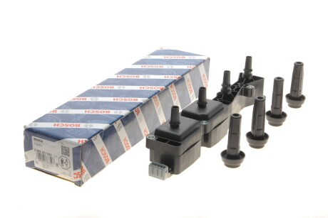 Котушка запалювання Citroen Berlingo/Peugeot Partner 1.6 08- (opt-om) BOSCH 0 986 221 083