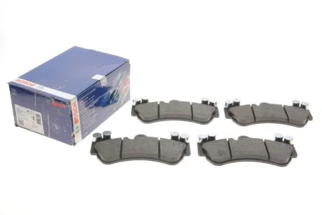Колодка торм. диск. PORSCHE,VW CAYENNE (955),TOUAREG (7LA, 7L6, 7L7), передн. (пр-во Bosch) BOSCH 0 986 424 740