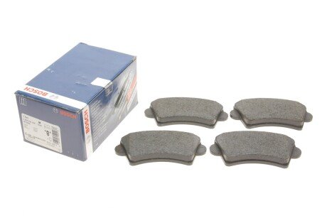Колодки тормозние (передні) Nissan Interstar 02- (opt-om) BOSCH 0 986 424 938
