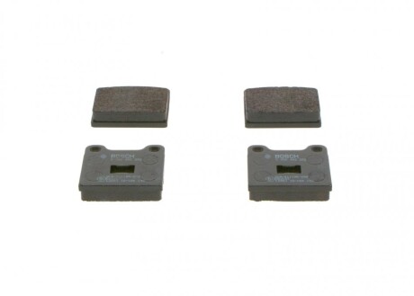 Колодки гальмивни (передни) VW Golf/Passat -83 UA63 BOSCH 0 986 462 282