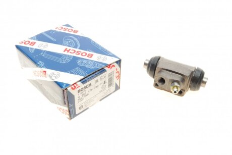 Циліндр гальмівний (задній) Ford Escort 80-99/Fiesta 91-03/Focus 99-05/Ssangyong Korando 88 UA63 BOSCH 0 986 475 739