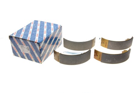 Колодки гальмівні (задні) VW LT/T3 76-96 (барабанні) (270x66) UA63 BOSCH 0 986 487 389