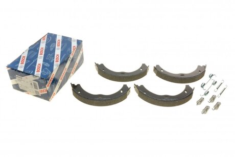 Колодки гальмівні барабанні ЗАДН MB VITO,VIANO 03- -ua BOSCH 0 986 487 718