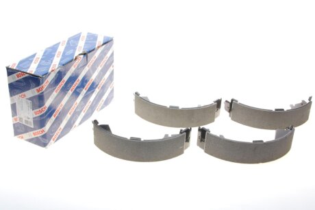 Колодки тормозные барабанные DAIHATSU ROCKY 2.8TD 93.05- BOSCH 0 986 487 743