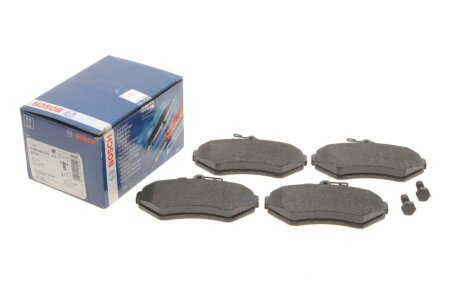 Колодки гальмівні (передні) Seat Cordoba/Ibiza/VW Caddy/Golf/Polo 91-04/Passat B3/B4 88-97 UA63 BOSCH 0 986 494 010
