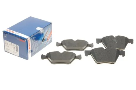 Колодки гальмівні (передні) BMW 1 (E81/E87) 04-12/3 (E90-E93) 05-13/X1 (E84) 11-15 (opt-om) BOSCH 0 986 494 117
