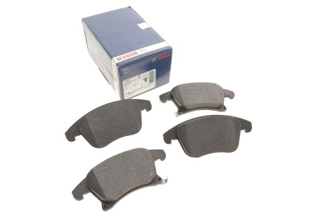 ДИСКОВЫЕ КОЛОДКИ ПЕРЕДНI BOSCH 0 986 494 744 (фото 1)