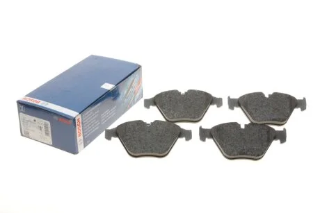 Колодка гальм. диск. BMW 3 (E90), 5 (E60) передн. (вир-во Bosch) BOSCH 0 986 495 082
