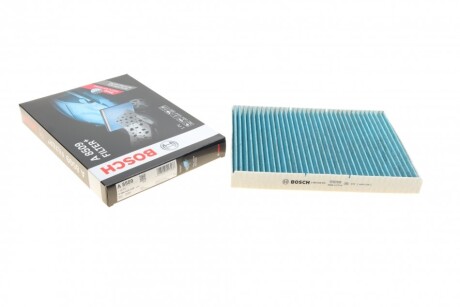 Фільтр салона VW Golf IV/Skoda Octavia/Audi A3 1.0-3.2 92-10 (вугільний/антиалергеннний) UA63 BOSCH 0 986 628 509 (фото 1)