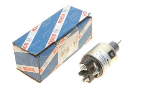Реле стартера втягуюче (12V) MB Vito (W639) 03- UA63 BOSCH 2 339 303 267